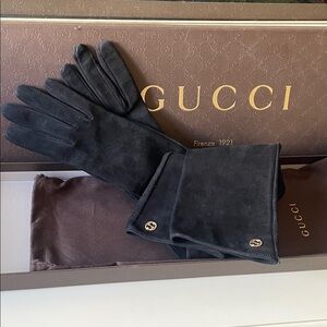 Gucci Black Suede Opera Gloves size 7